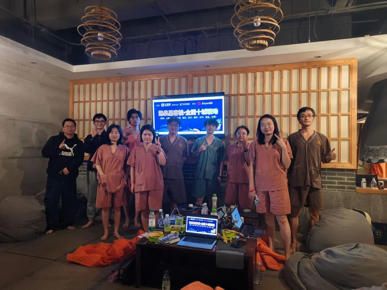 汤泉黑客松活动图片 1