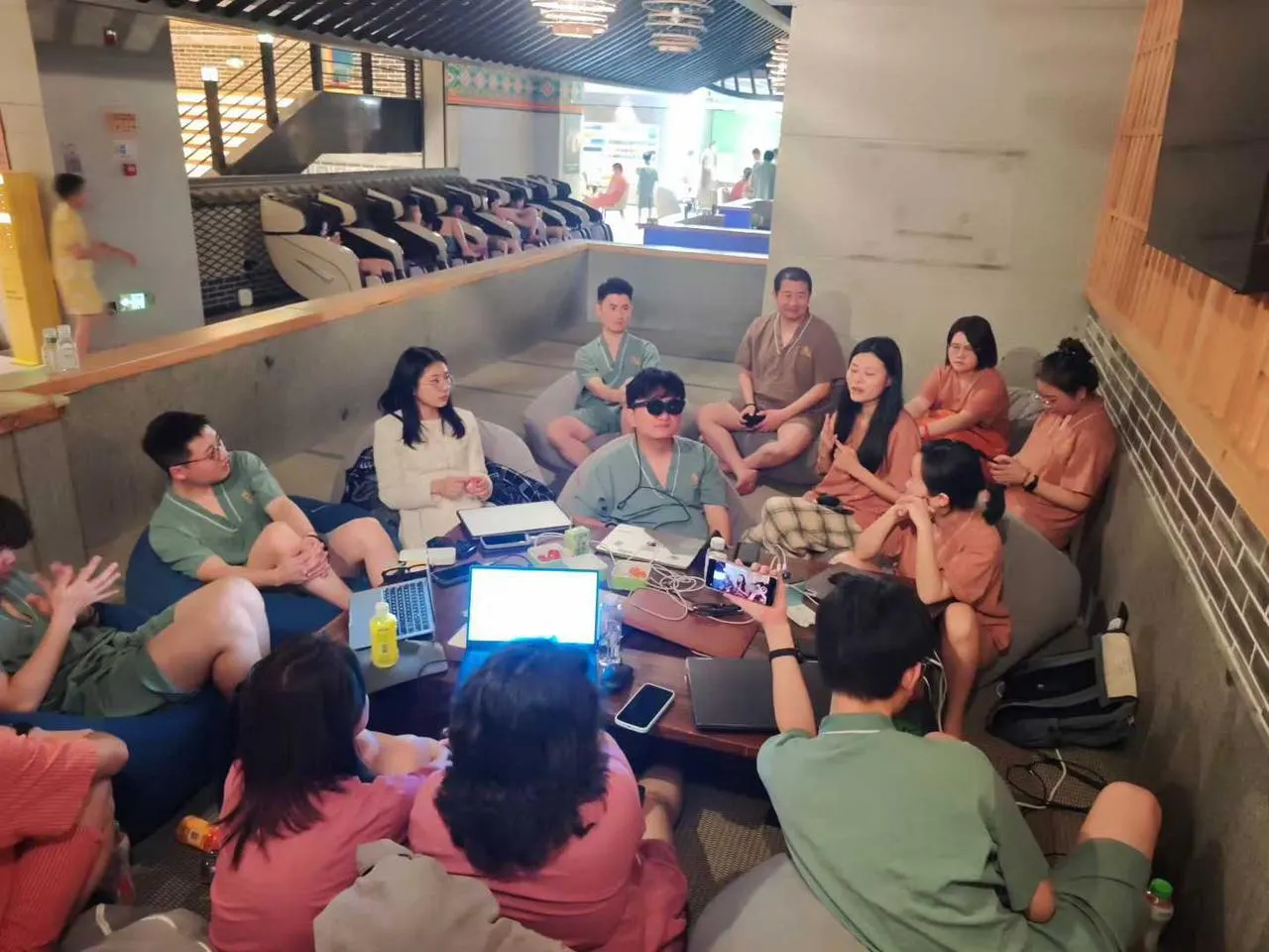 汤泉黑客松活动图片 2