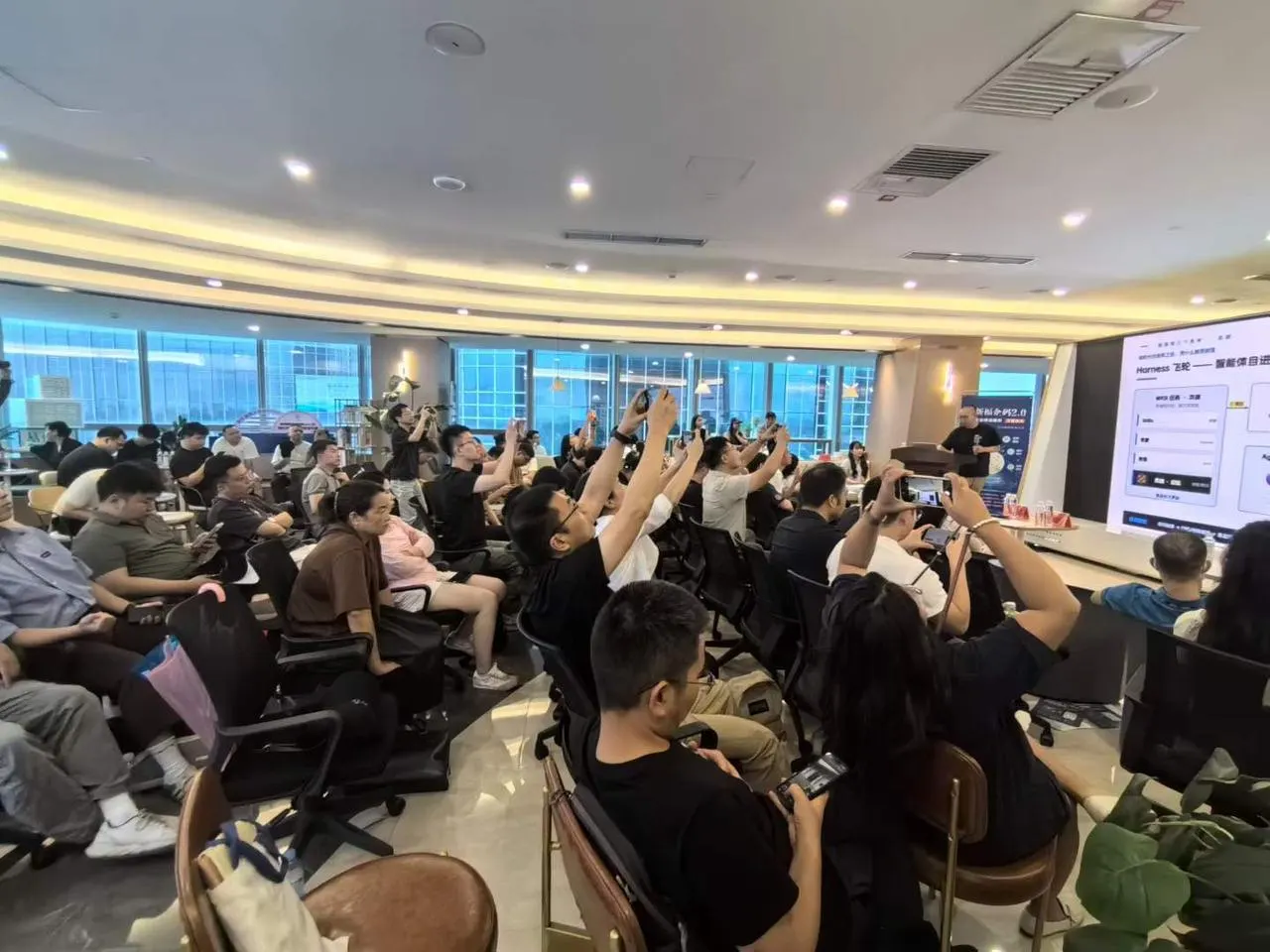 信创 WorkBuddy 交流活动现场图片
